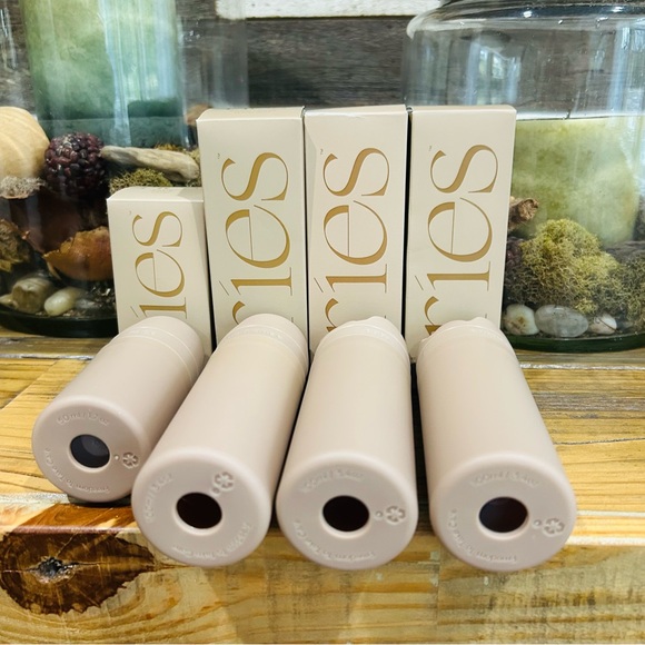 Ries Essential Toiletry Bottles - Picture 2 of 4